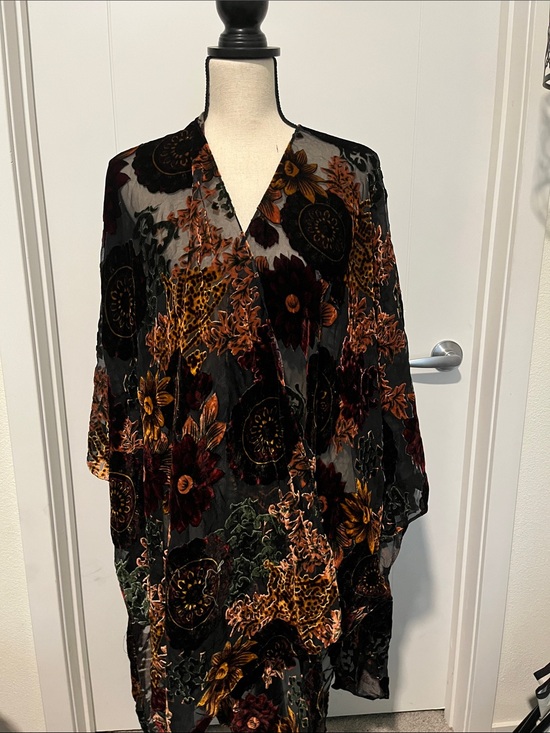 torrid Other - Torrid Multicolor Burnout Design Open Style Ruana Bohemian Modern Resort NWT